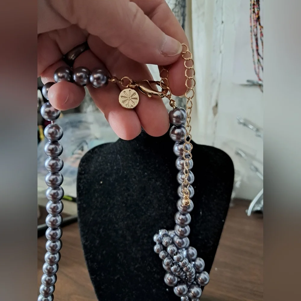 QVC Isaac Mizrahi Platinum gray pearl necklace